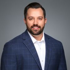 RYAN GEARY Associate Wealth Advisor